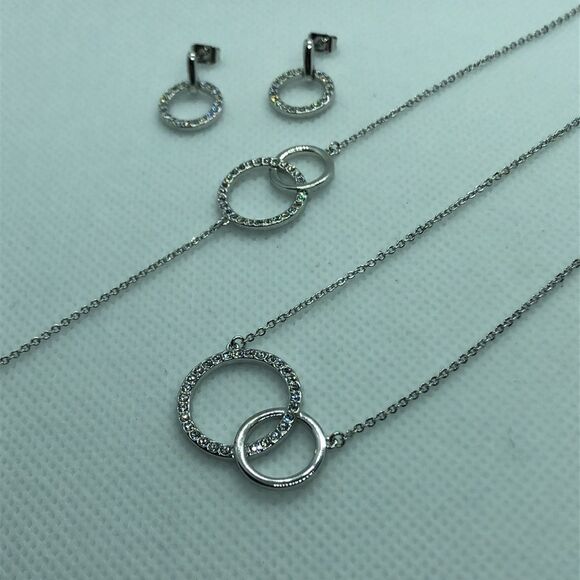 💛 Nic & Syd Swarovski Crystal Set - Picture 3 of 5